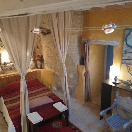 Troglodyte Loft Bed & Breakfast Thoré-la-Rochette Екстериор снимка