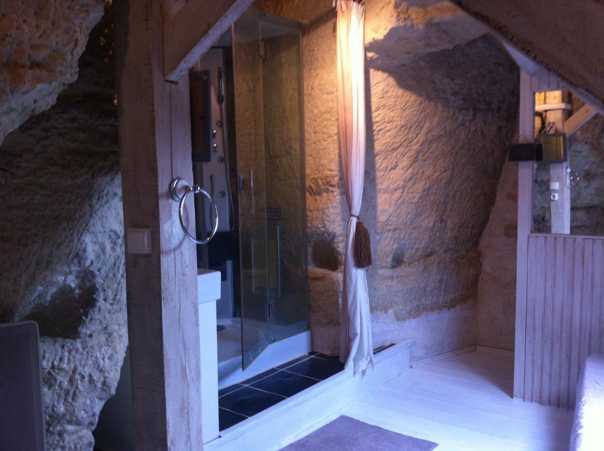 Troglodyte Loft Bed & Breakfast Thoré-la-Rochette Екстериор снимка