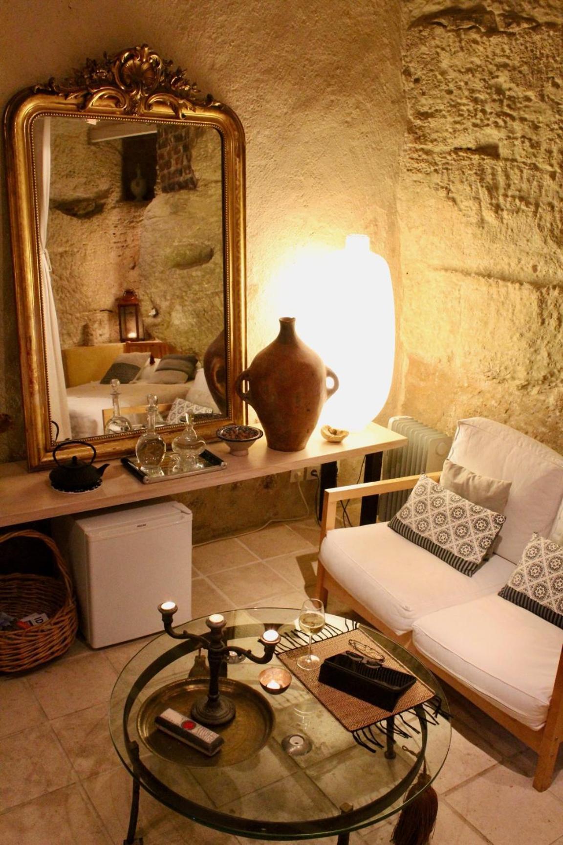 Troglodyte Loft Bed & Breakfast Thoré-la-Rochette Екстериор снимка